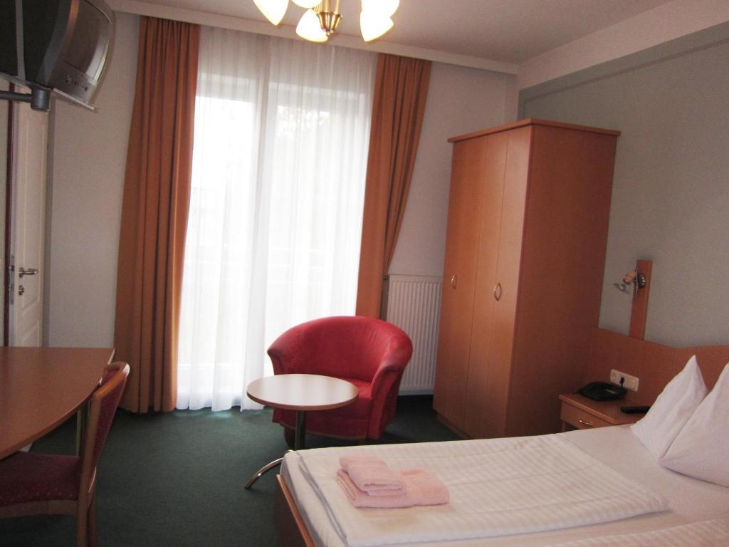 Pension Elisabeth Sankt Poelten Kamer foto